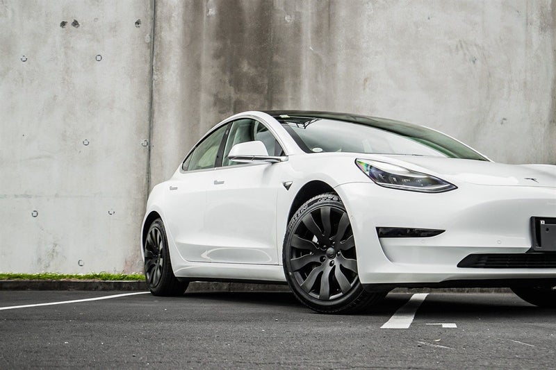 2020 Tesla Model 3 Standard Range Plus64011031619458111