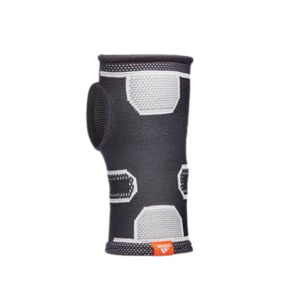 2 packs of Wrist Support Wrist Protectors Adidas New Carousel 9