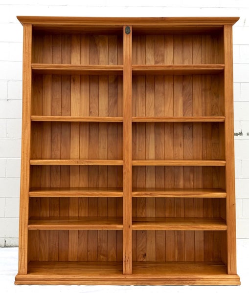 Stunning SOLID Kauri HUGE Bookcase in Excellent Condition Carousel 1
