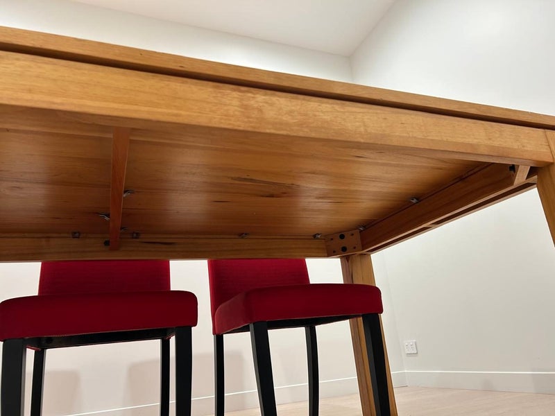 ?? Hensley 8-Seater Dining Table – Grand, Coastal Style, Solid Messmate Timber64016695510017113