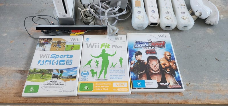 Nintendo Wii full set up. Carousel 2