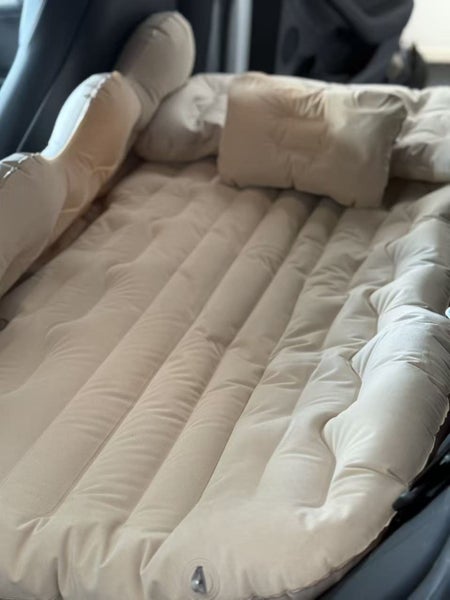 sleeping air bed for car Carousel 1