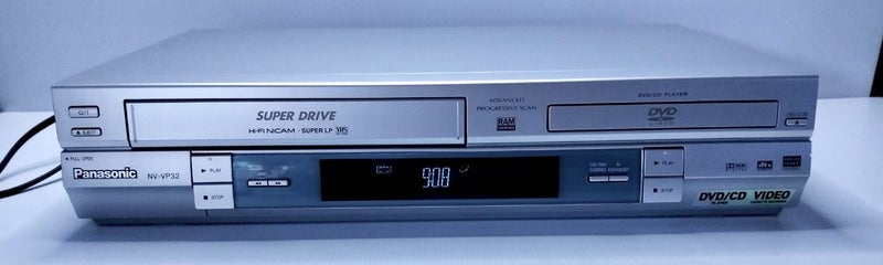 Panasonic NV-VP32GN DVD/CD player and VCR (Video Cassette Recorder). Carousel 1