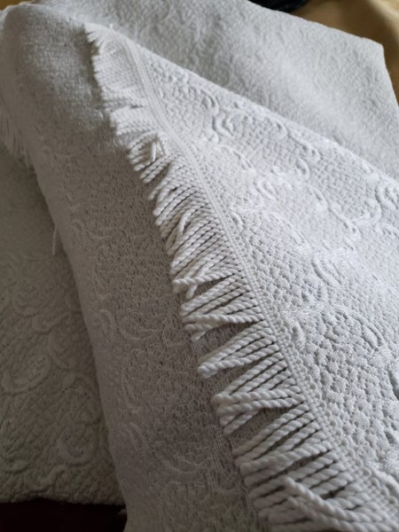 Cream vintage heavy brocade fringed bed covet Carousel 2