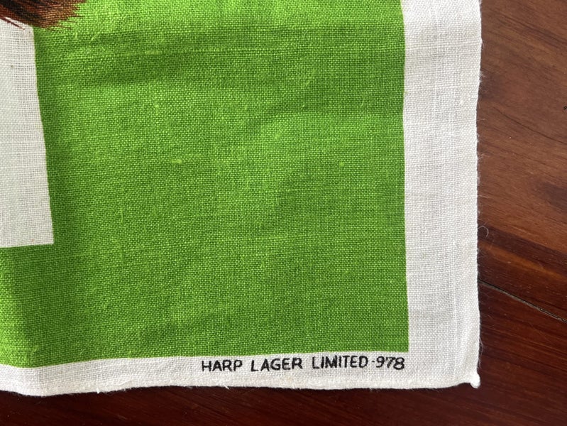 Vintage limited edition Harp Lager tea towel ex cond linen Carousel 2