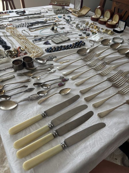 Mega Jewelry and all sorts Bulk lot $1 RESERVE Carousel 2