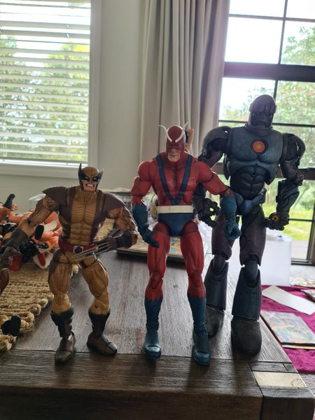 sentinel build a figure plus wolverine ant man big guys64021488013955110