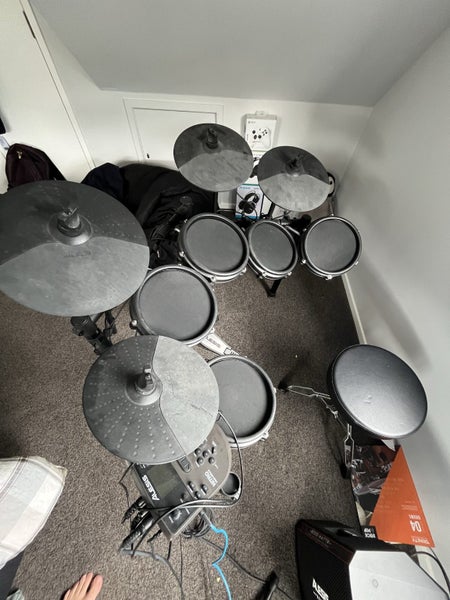 Alesis Nitro Mesh Electronic Drum Kit64019197203586112