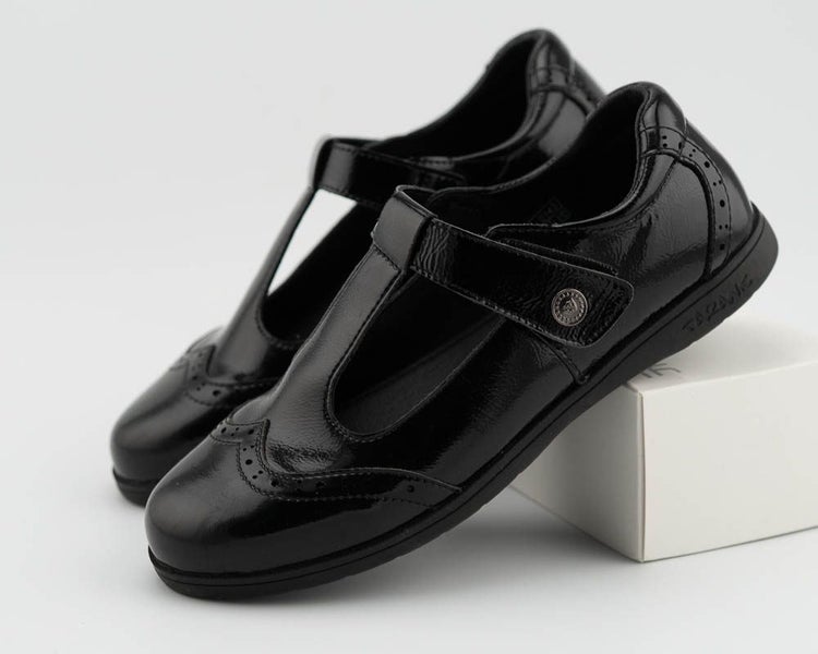 Girls Black Leather School Shoes, Mary Jane Flats, Soft-soled Anti-slip Carousel 1
