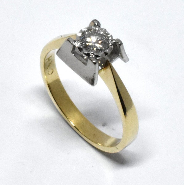 $4,500 Hand Made 18ct YG & Platinum Diamond Solitaire Ring! Size J ½ - 178281 Carousel 1