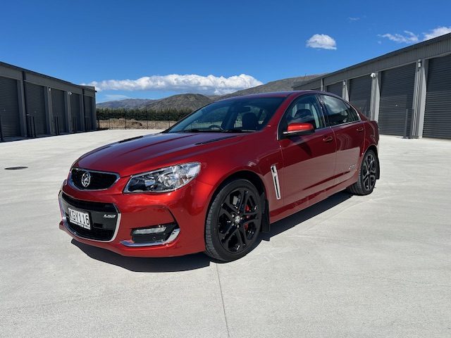 2017 Holden Commodore VF2 SS-V Redline64019636615170111