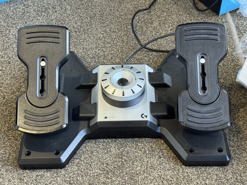 Logitech G Pro Flight X56 Rhino + Flight Rudder Pedals Carousel 5