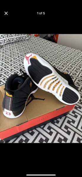 Air Jordan 12 Retro 'Reverse Taxi' Carousel 1