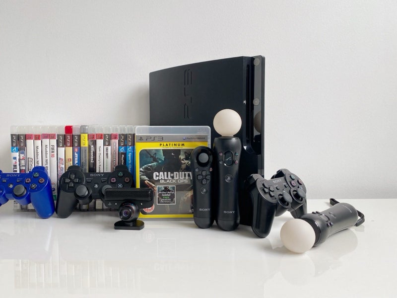 PS3 Slim 120GB + 19 Games + 3 Controllers + PS Move Set – Full Bundle Carousel 1
