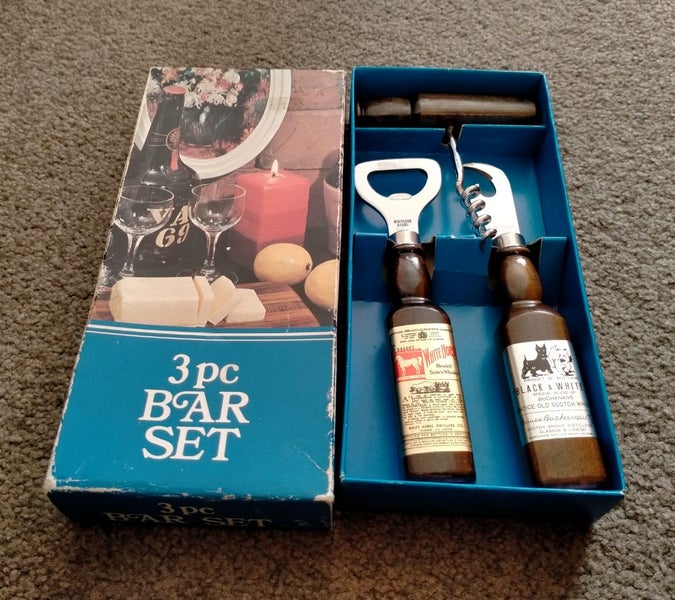 Whiskey vintage bar set Carousel 1