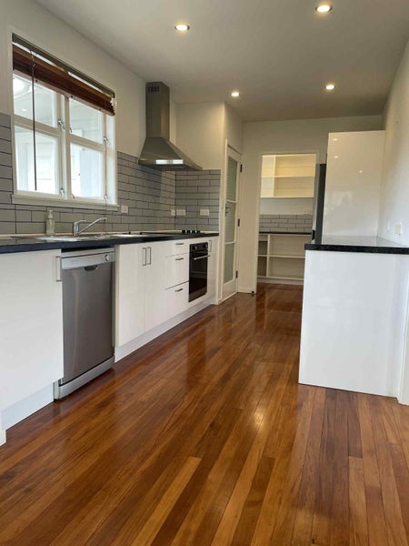 Featherston, 3 bedrooms64021595785859111