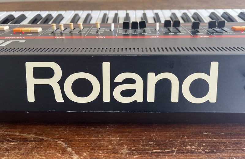 JUNO 60 - Legendary Synth - LOW RESERVE64021708452098113
