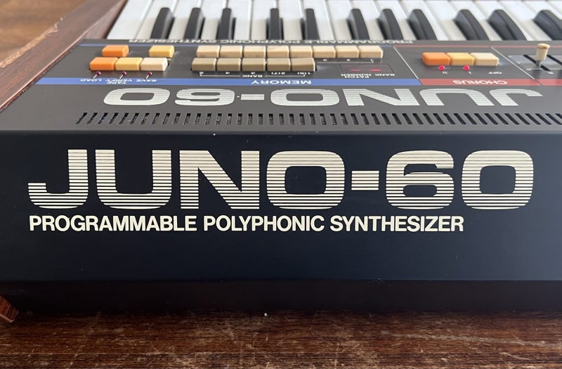 JUNO 60 - Legendary Synth - LOW RESERVE64021708452098114