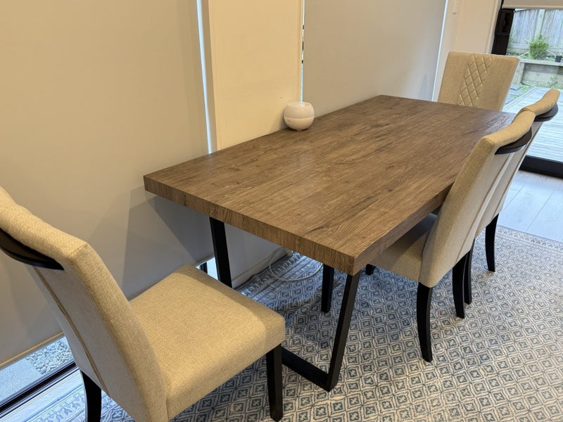 4-Seater Dining Table for Sale64039827534593113