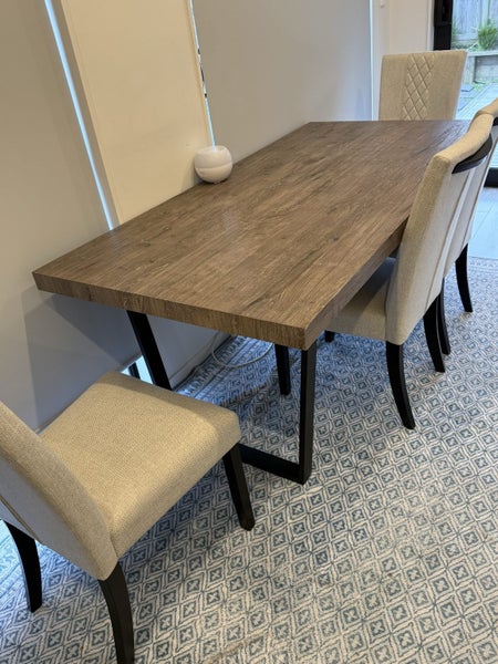 4-Seater Dining Table for Sale64039827534593112