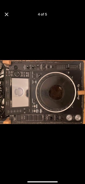 CDJ 2000 NX2’s, DJM 900 NX264142575785986113