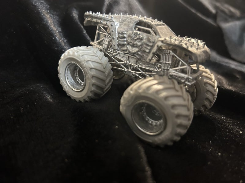 Hotwheels Monster Truck 25th limited edition anniversary - approx 10-12cm long Carousel 2