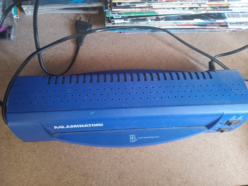 GBC A4 Laminator HL90 Carousel 2