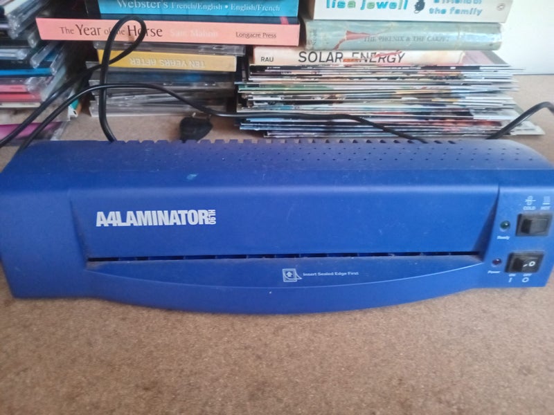 GBC A4 Laminator HL90 Carousel 1