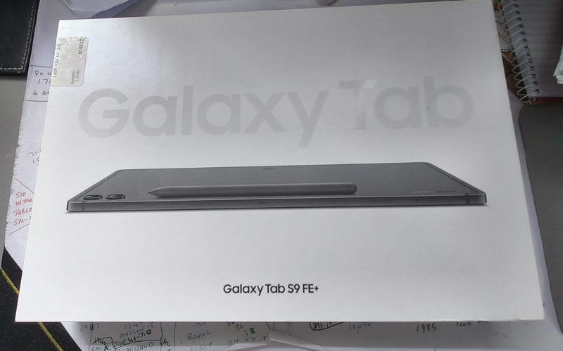 Samsung Galaxy Tab S9 FE+ Carousel 6