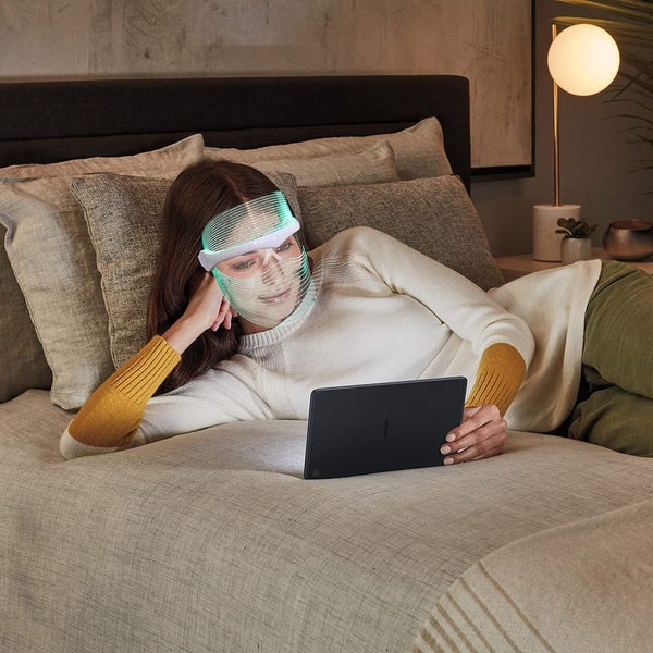 7 Colors LED Light Skin Care Facial Mask - USB Rechargeable Carousel 13