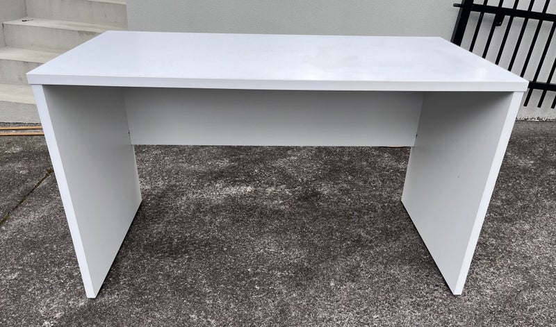 High quality Computer/student desk Carousel 1