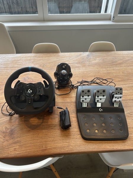 Logitech G923 Racing Wheel Pedals and Shifter PS and PC Carousel 1