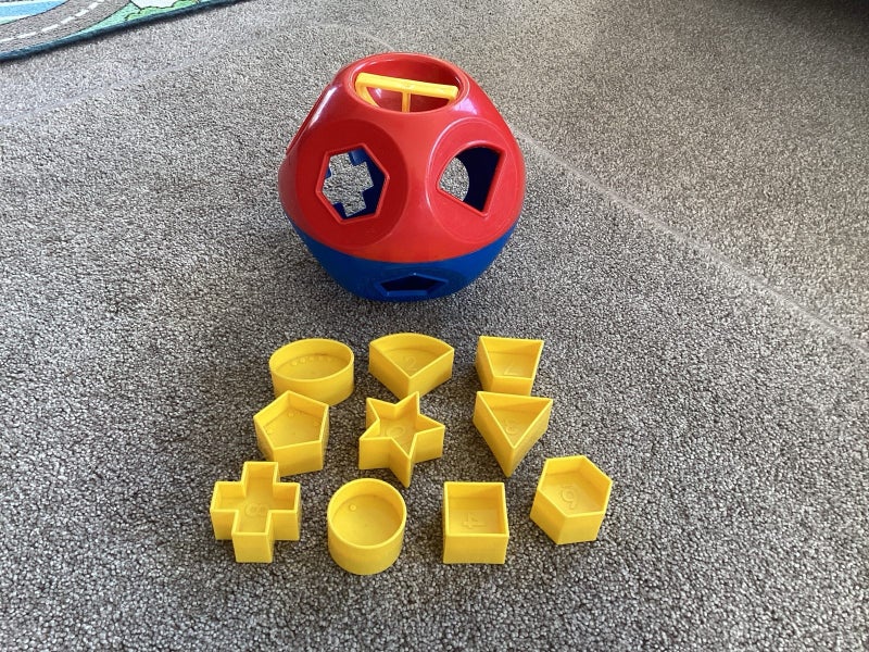 Tupperware shape game Carousel 1