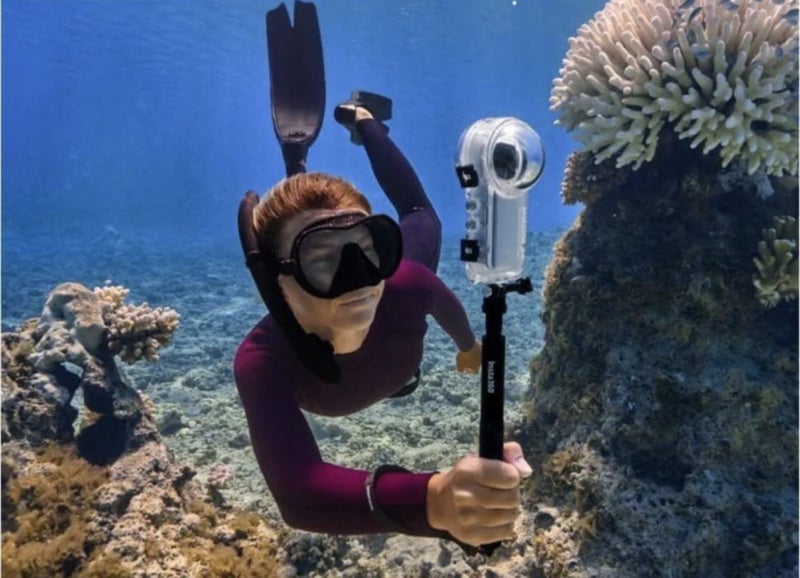 Insta360 X4 dive bundle Carousel 1