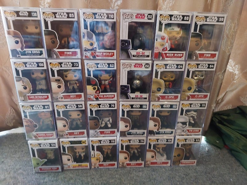 STAR WARS FUNKO POP - 24 IN TOTAL (All IN HARD CASE PROTECTOR'S) Carousel 1