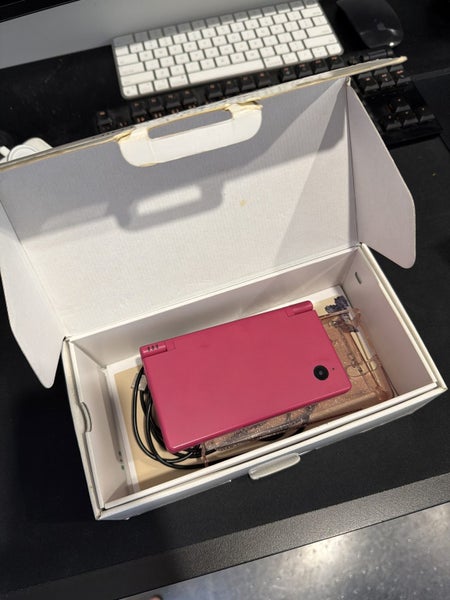 Nintendo DSi Console - Pink - With Box - $1 Reserve! Carousel 2
