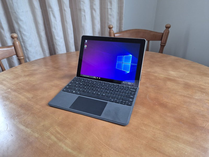Microsoft Surface Go + Dock Carousel 1