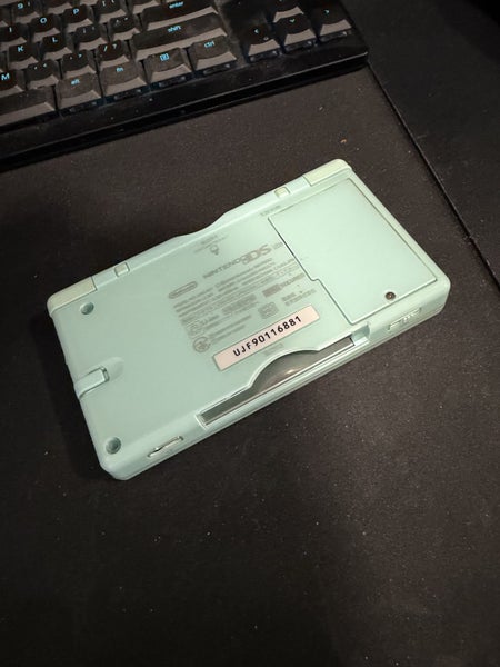 DS Lite - Sea foam Green - $1 Reserve! Carousel 3