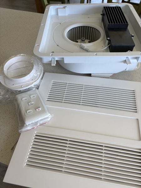 Brilliant - Solace 4in1 bathroom fan Carousel 2
