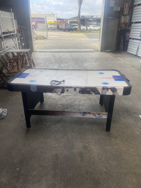 ($1RESERVE) AIR HOCKEY TABLE Carousel 2