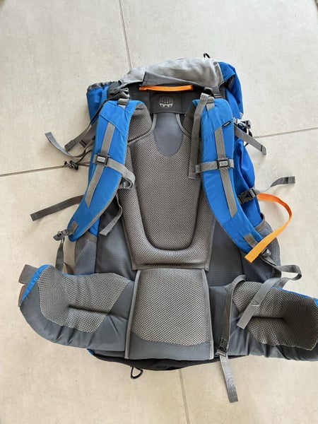 65L Torpedo 7 hiking backpack Carousel 2