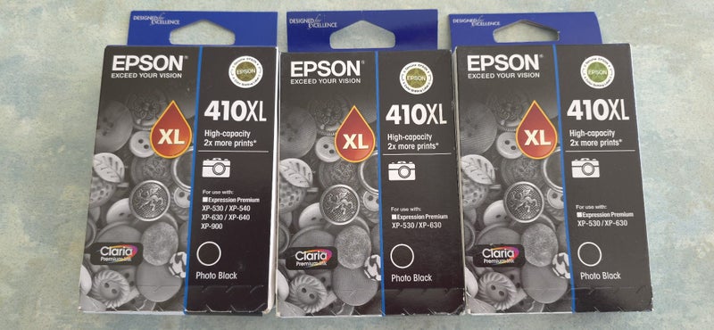 Epson XP 640 Ink Jet Printer with 6 ink cartridges and 5 packs of photo paper Carousel 2