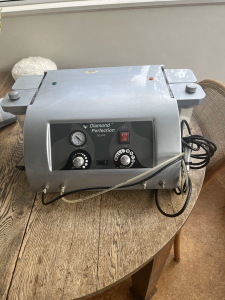 Crystal microdermabrasion machine Carousel 1