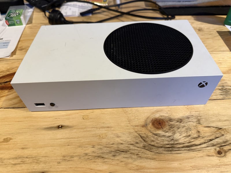 XBox Series S + Brand New XBox Controller Carousel 2