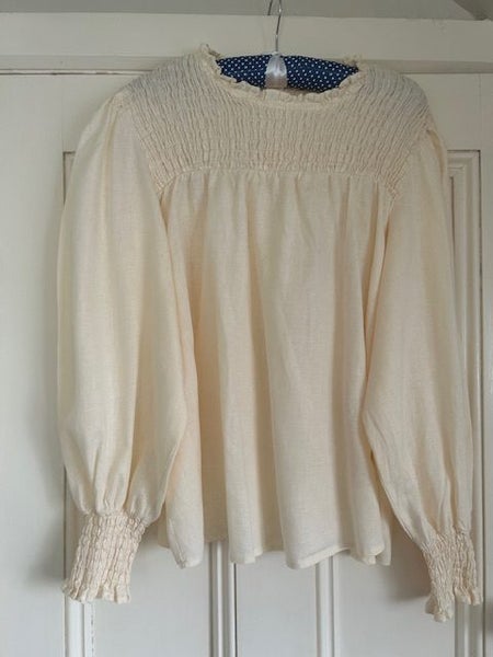 Briarwood Cream linen top Carousel 1