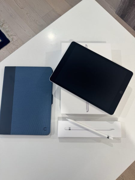 iPad and Apple Pencil - Excellent Condition Carousel 2