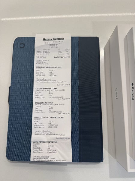 iPad and Apple Pencil - Excellent Condition Carousel 6