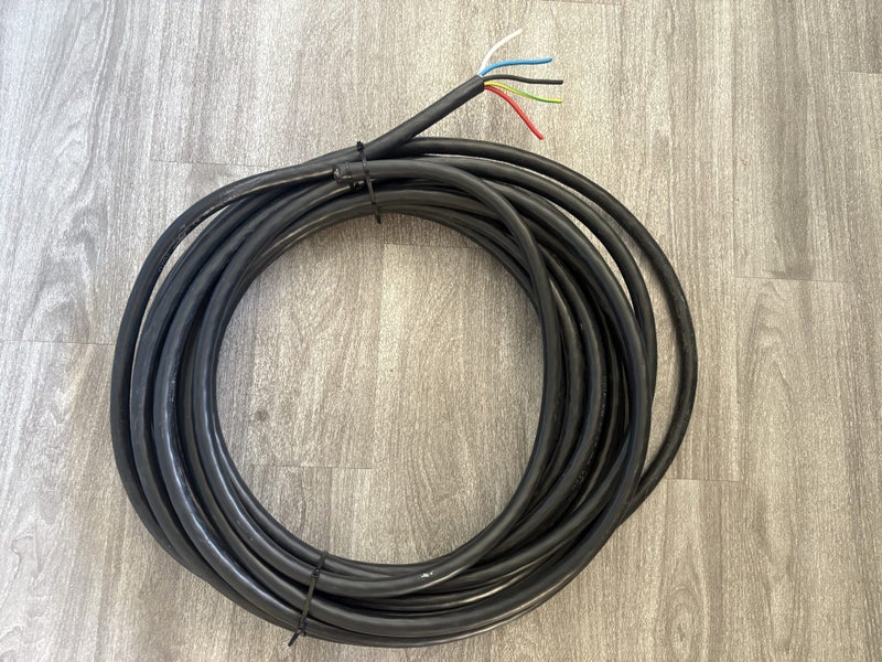 22m 10mm 4C+Earth Circular cable. Carousel 1