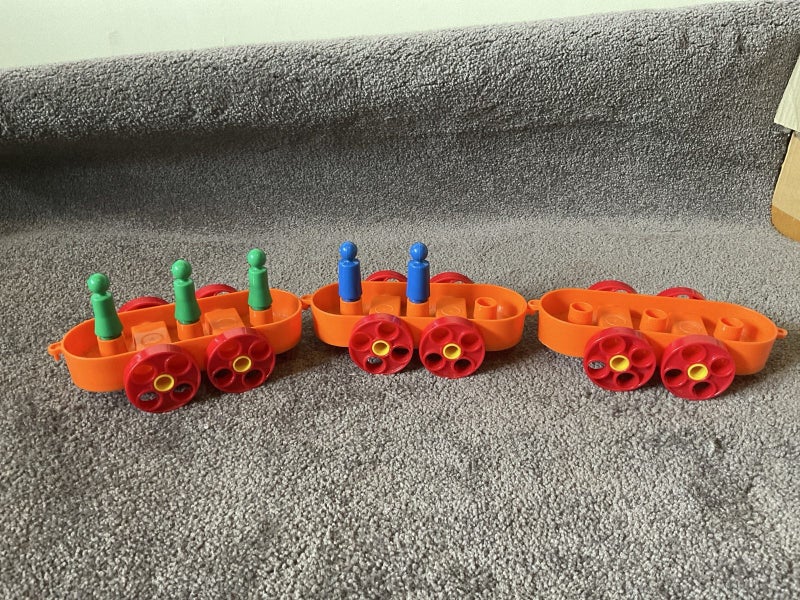 Tupperware vintage train set Carousel 1