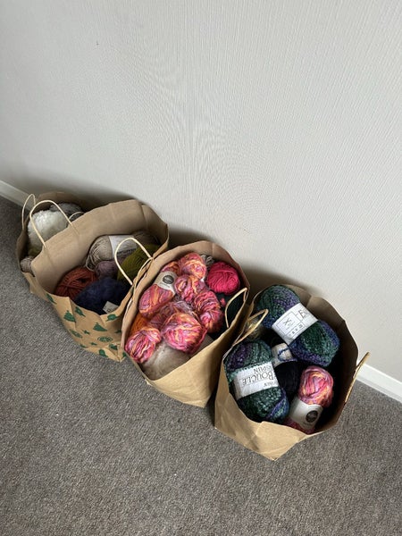 Bulk yarn :) Carousel 2